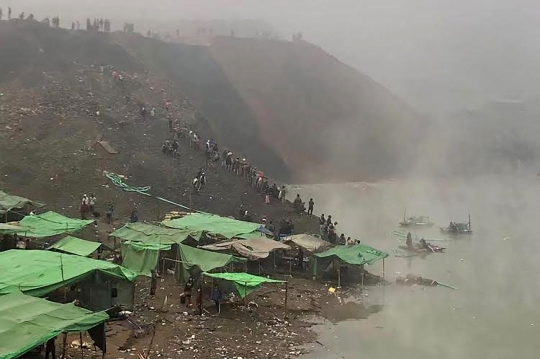 Puluhan Orang Hilang Akibat Tanah Longsor di Tambang Giok Myanmar