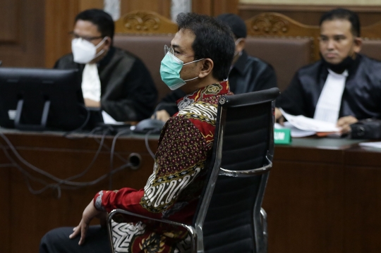 Eks Wakil Ketua DPR Azis Syamsuddin Jalani Sidang Lanjutan