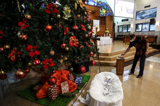 Suasana Ibadah Malam Natal di GPIB Effatha