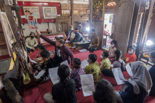 Bercerita Kisah Yesus Lewat Pertunjukan Wayang di Yogyakarta