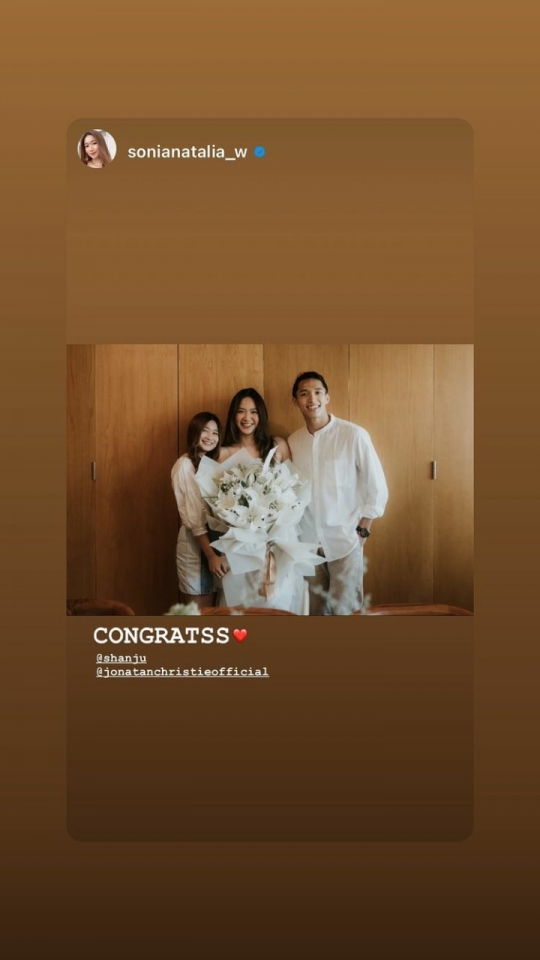 10 Momen Bahagia Jonathan Christie dan Shanju Eks JKT48 yang Resmi Bertunangan