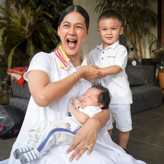 Genap 2 Tahun, Ini 7 Potret Terbaru Kiano Anak Baim Wong dan Paula Makin Menggemaskan