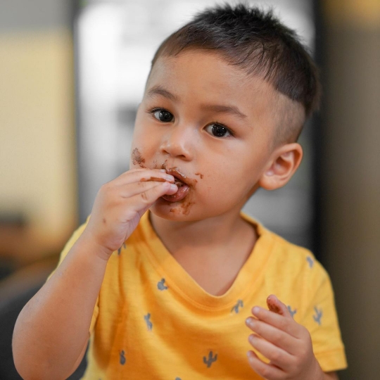 Genap 2 Tahun, Ini 7 Potret Terbaru Kiano Anak Baim Wong dan Paula Makin Menggemaskan