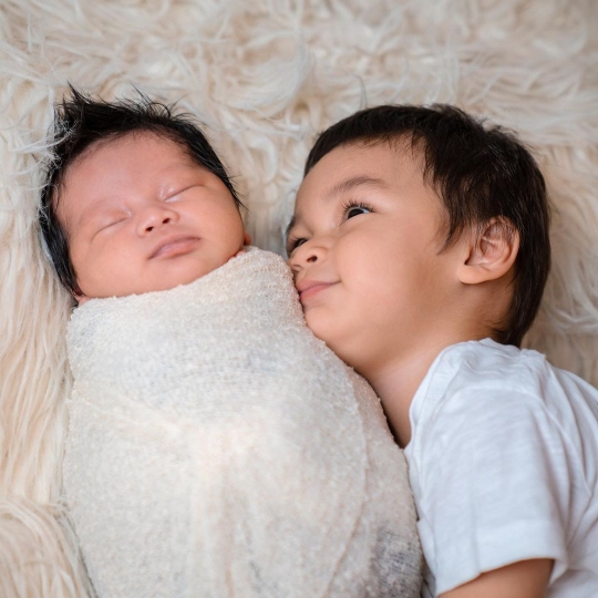 Genap 2 Tahun, Ini 7 Potret Terbaru Kiano Anak Baim Wong dan Paula Makin Menggemaskan