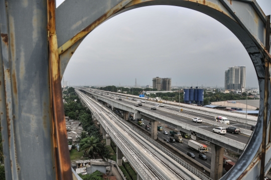 Libur Tahun Baru, Ratusan Ribu Kendaraan Tinggalkan Jakarta