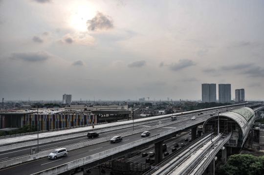 Libur Tahun Baru, Ratusan Ribu Kendaraan Tinggalkan Jakarta