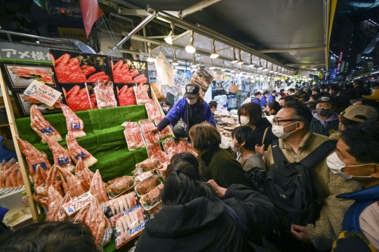 Suasana Pasar di Jepang yang Dipadati Warga Jelang Tahun Baru