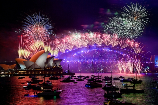 Antusiasme Warga Australia Rayakan Tahun Baru 2022 di Tengah Ancaman Omicron