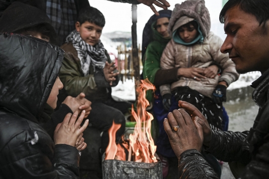 Potret Afghanistan Berselimut Salju