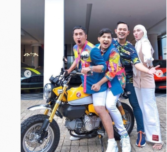 Deretan Foto Irfan Hakim Bersama Crazy Rich Indonesia, Sosok Jirayut jadi Sorotan