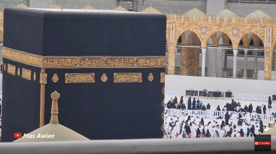 Potret Kondisi Masjidil Haram Makkah Saat Omicron Melanda Arab, Tetap Ramai Jemaah?
