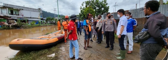 BRI Peduli Salurkan Bantuan Tanggap Darurat Bencana Banjir Abepura Jayapura