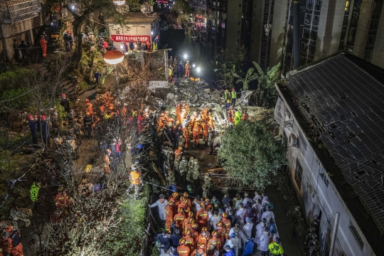 Ledakan Gas Runtuhkan Bangunan di China, 16 Orang Tewas