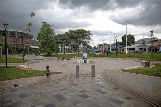 Memantau Lokasi Penataan Kawasan Integrasi Terpadu Stasiun Manggarai