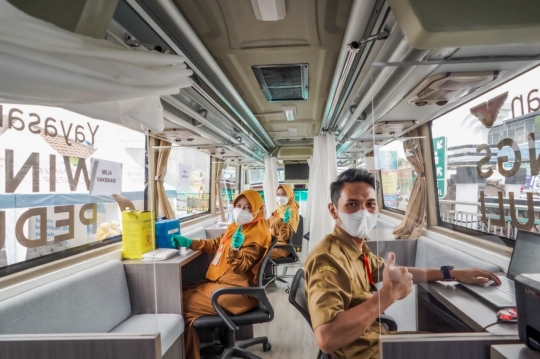 Pemkab Subang dan Wings Peduli Dukung Vaksinasi Anak dengan Roadshow Vaccination Bus