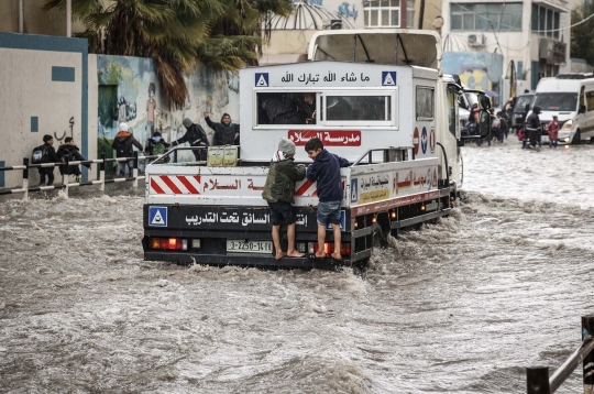 Banjir Rendam Jalur Gaza