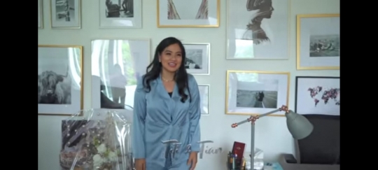 5 Foto Kantor Luna Maya, Keren Banget Ada Sofa Rp80 Juta dan Meja ala Drakor Start-Up