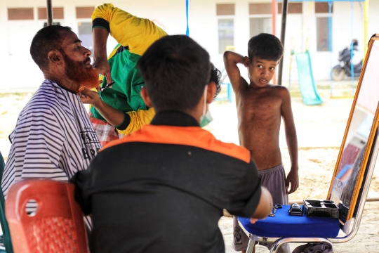 Menengok Pengungsi Rohingya di Aceh
