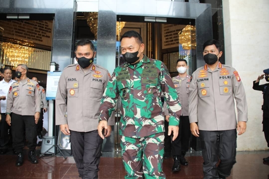 Perjumpaan Jenderal TNI Dudung dengan Sahabat Lama, Duet Maut saat Jaga Ibu Kota