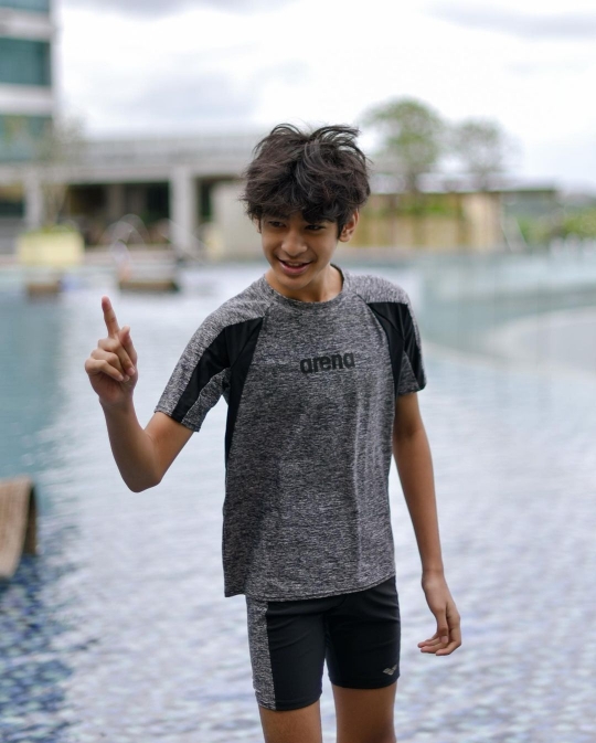 Potret Kenzy Anak Andre Taulany Ultah ke-13, Penampilannya Mencuri Perhatian