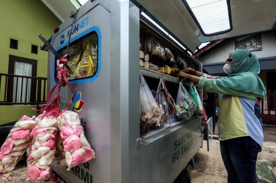 Berdagang Sayur dengan Gerobak Motor Listrik