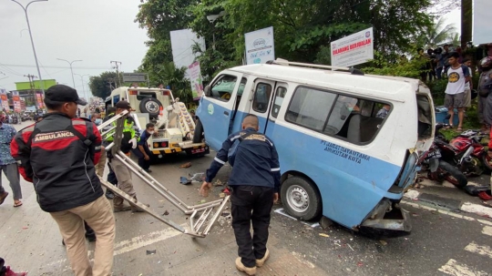 Foto Kondisi Kendaraan Akibat Kecelakaan Maut di Balikpapan