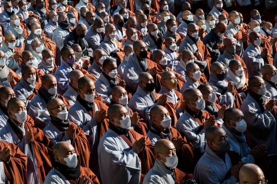 Aksi Ribuan Biksu Buddha Protes Dugaan Diskriminasi Agama di Korsel