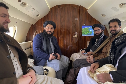 Naik Jet Pribadi, Perwakilan Taliban Melakukan Kunjungan Pertama ke Eropa