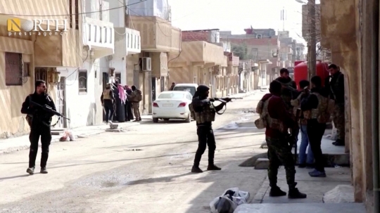 Baku Tembak ISIS dengan Pasukan Kurdi, Ratusan Orang Tewas