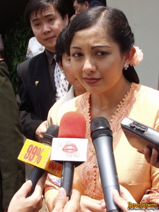 Ingat Pesinetron 'Tersanjung' Novita Wibowo, Ternyata Suaminya Kolonel Tempur TNI AD