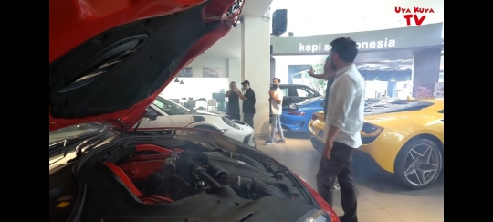 Uya Kuya Tes Mobil Mewah Puluhan Miliar Hingga Keluar Asap, Rudy Salim Sampai Marah