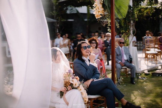 Selamat! Intip 7 Momen Bahagia Pernikahan Musisi Ello dan Cindy Maria di Bali