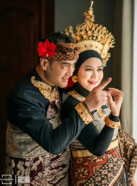 5 Potret Prewedding Venna Melinda dan Ferry Irawan, Kece Banget Pakai Baju Adat Bali