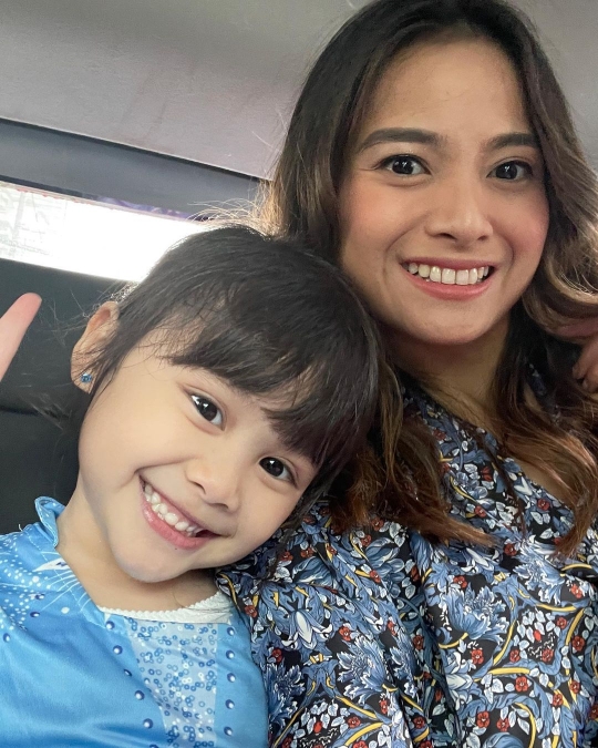 Foto Brie Anak Acha Septriasa Hari Pertama Masuk Sekolah di Jakarta, Lucu dan Cantik