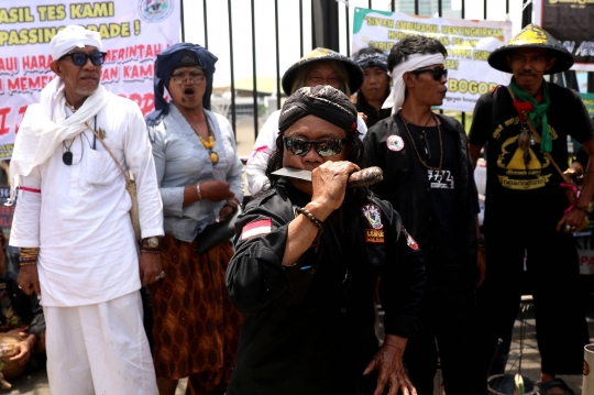 Geruduk DPR, Masyarakat Sunda Minta Arteria Dahlan Dipecat