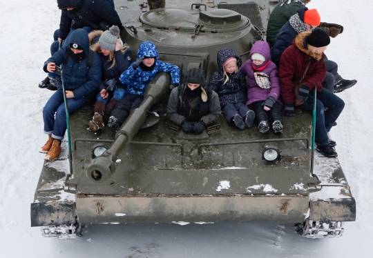 Serunya Naik Tank di Taman Hiburan Militer Rusia