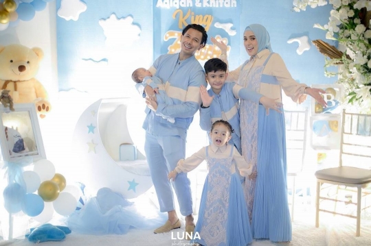 5 Potret Acara Aqiqah Baby Zhafi Anak Fairuz dan Sonny Septian