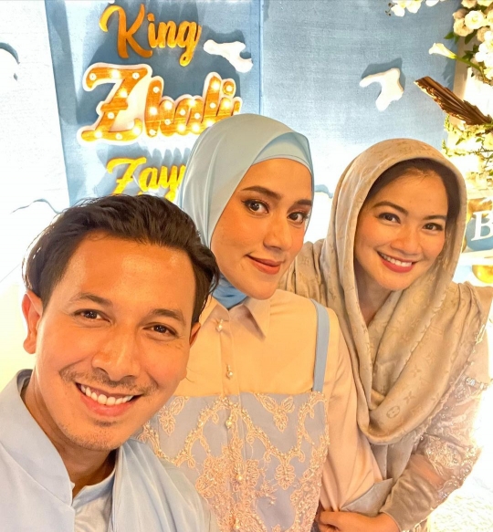 5 Potret Acara Aqiqah Baby Zhafi Anak Fairuz dan Sonny Septian