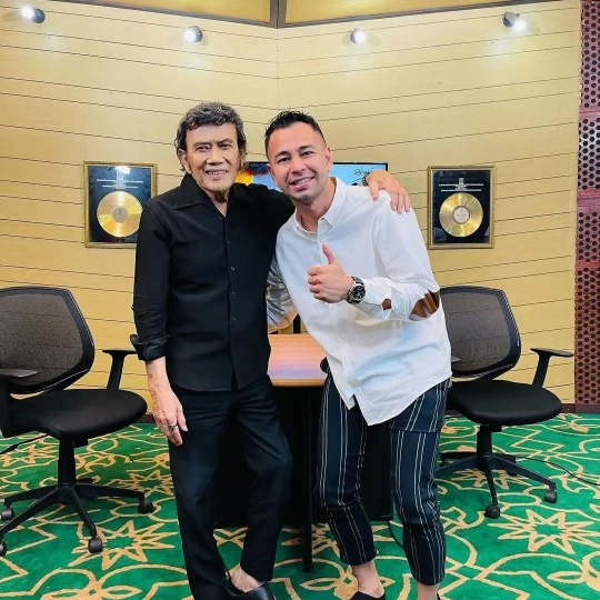 Potret Raffi Ahmad Berkunjung ke 'Istana' Raja Dangdut Rhoma Irama