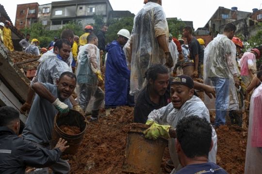 Bencana Banjir dan Longsor di Brasil Tewaskan 18 Orang