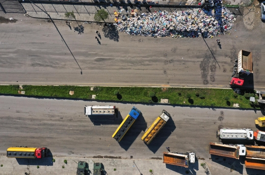 Protes Krisis Ekonomi, Sopir Truk Blokade Jalanan di Lebanon