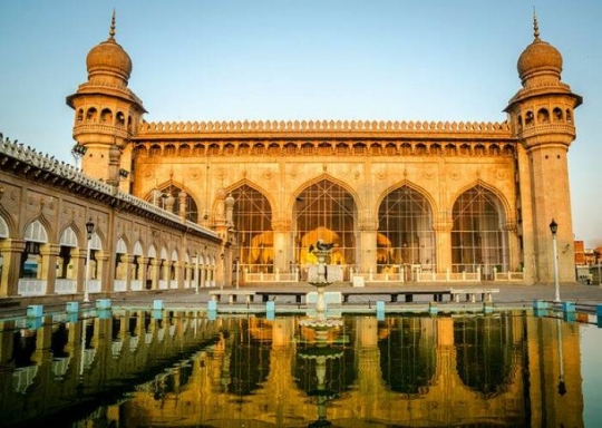 Potret Megah 'Mecca', Masjid di India yang Pembangunannya Butuh Waktu Hampir 80 Tahun