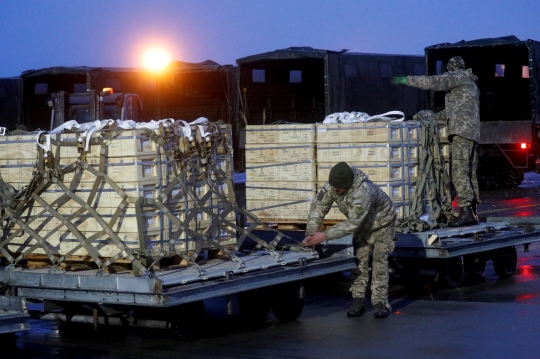 Senjata AS Terus Berdatangan Bantu Ukraina Mengantisipasi Invasi Rusia