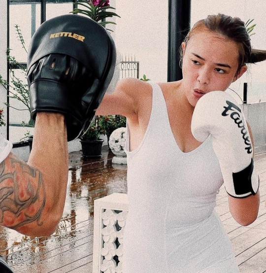 5 Potret Kece Amanda Manopo Saat Olahraga, Pamer Body Goals Banjir Pujian
