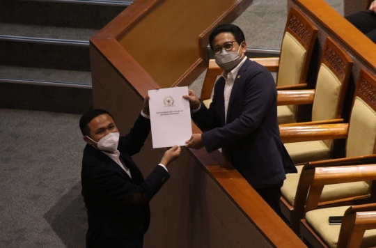 Suasana Sidang Paripurna ke-14 DPR di Tengah Lonjakan Covid-19