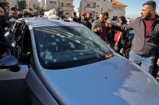 Tiga Warga Palestina Tewas di Dalam Mobil Usai Ditembaki Pasukan Israel