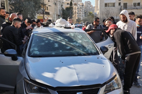 Tiga Warga Palestina Tewas di Dalam Mobil Usai Ditembaki Pasukan Israel