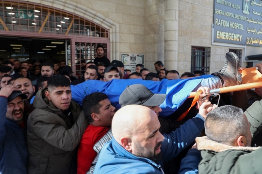 Tiga Warga Palestina Tewas di Dalam Mobil Usai Ditembaki Pasukan Israel