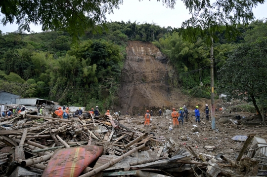 Tanah Longsor Kubur Rumah-Rumah di Kolombia, 14 Tewas