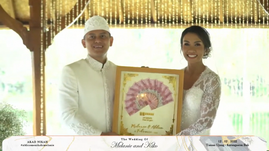 Jadi Pasangan Suami Istri, Ini 7 Momen Bahagia Pernikahan Melanie Putria dan Aldico
